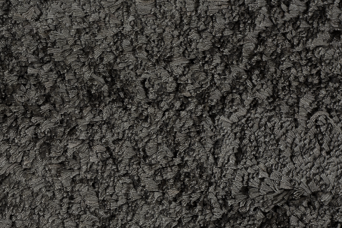 Fabula_Gjall_Rug_Charcoal_Viscose_Hand-woven_Highpile_1414__C_72dpi Fabula Living Wollteppich mit Viskose, handgewebt im Daunenspiel Onlienshop