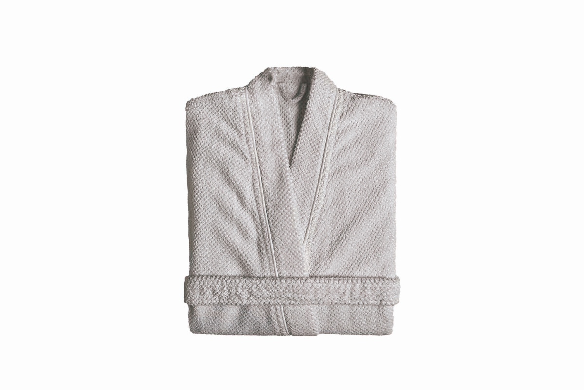 BEE-WAFFLE-BATHROBE_KIMONO_SILVER