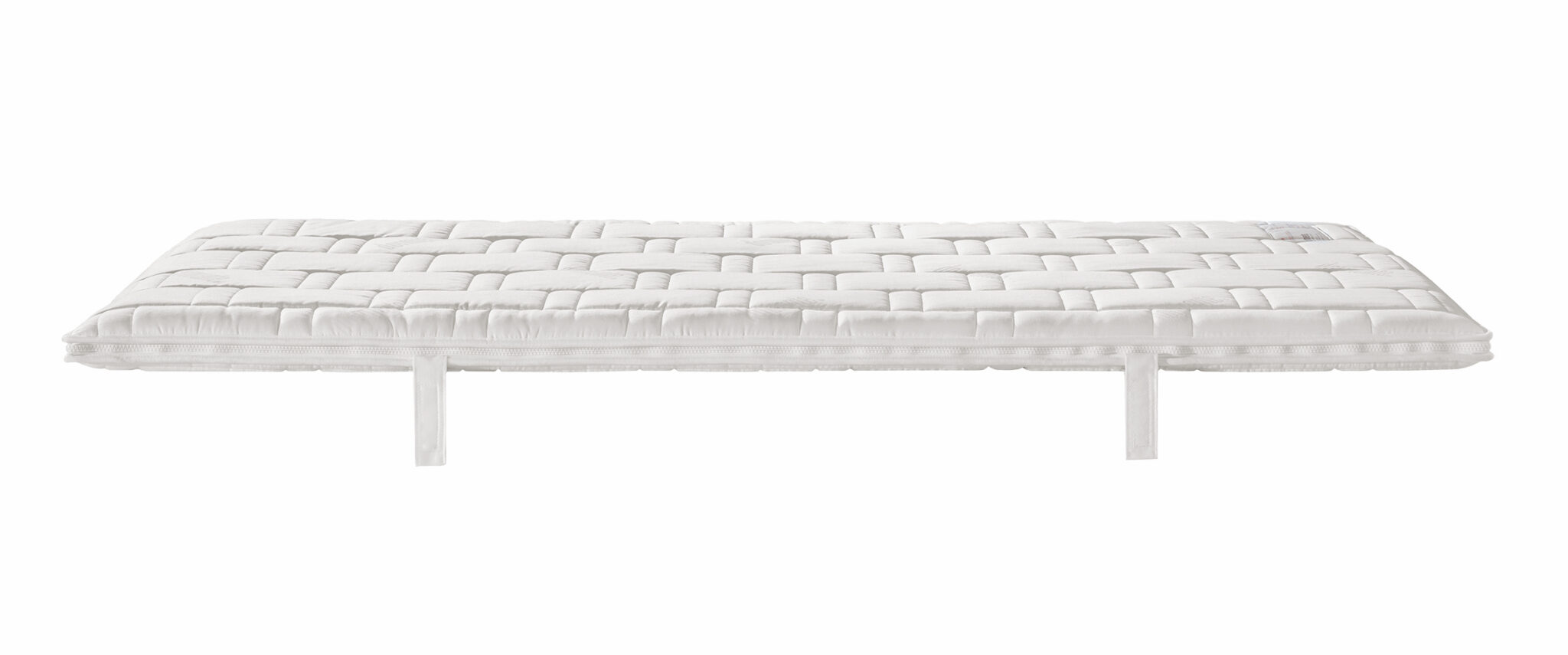 Topper_Komfort_5cm_BEZUG-1A_SEITENANSICHT-web Dormiente Topper KOMFORT aus Naturlatex mit 4 Schlaufen und abnehmbaren Bezug, erhältlich bei Daunenspiel