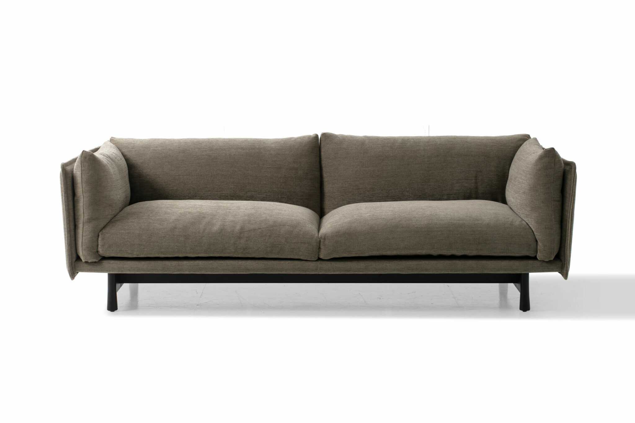 Kite_mod. 09, 2.5 steater._Roco col. 8_v1 Wendelbo Sofa KITE im Daunenspiel online-Shop