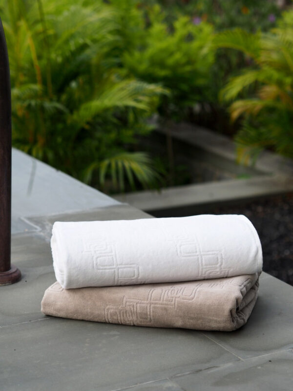Pampelonne Handtuch von Balmuir im online shop von Daunenspiel