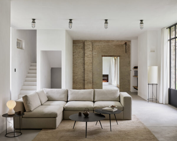 Ethnicraft Sofa Serie Mellow in diversen Sofakombination möglich bei Daunenspiel