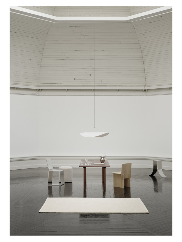 Linie_Design_Halo_Cloud_Beige_Lifestyle Line Design Teppich aus 100% handwoven Wolle Halo Cloud im Daunenspiel Online-Shop