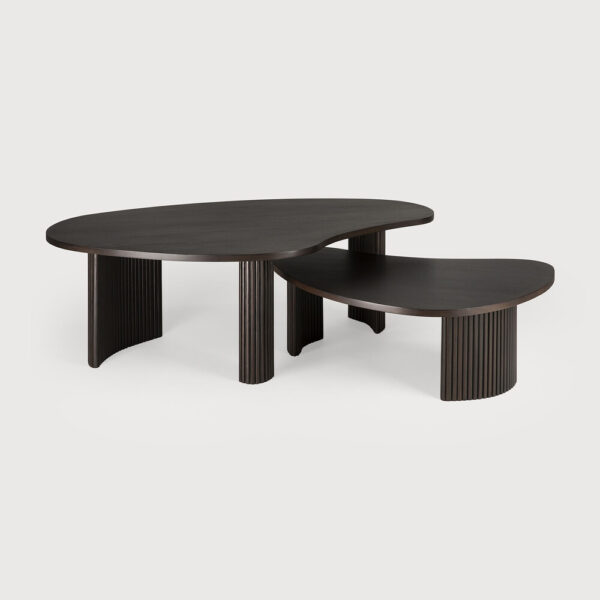 Ethnicraft Couchttisch Boomerang aus Mahagoni Holz im Daunenspiel Online-shop