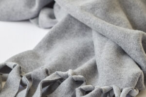 Loop Plaid von decode by luiz im online shop von Daunenspiel